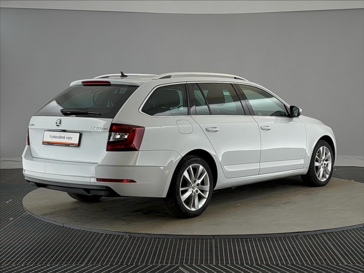 skoda-octavia-1-5-tsi-style-extra-7dsg - 1