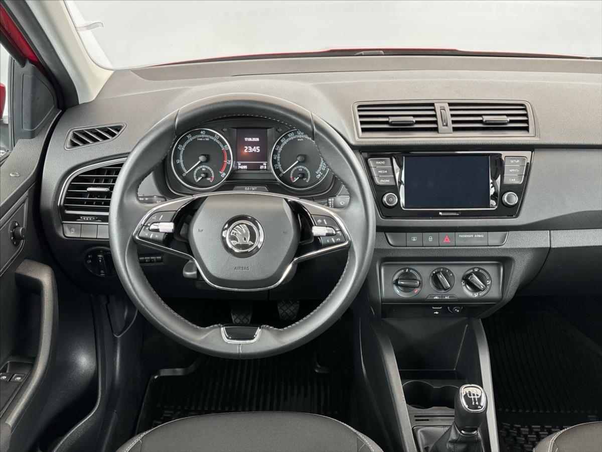 skoda-fabia-1-0-tsi-ambition-top - 4