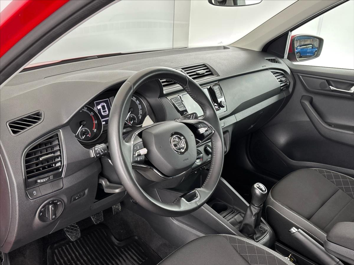 skoda-fabia-1-0-tsi-ambition-top - 5