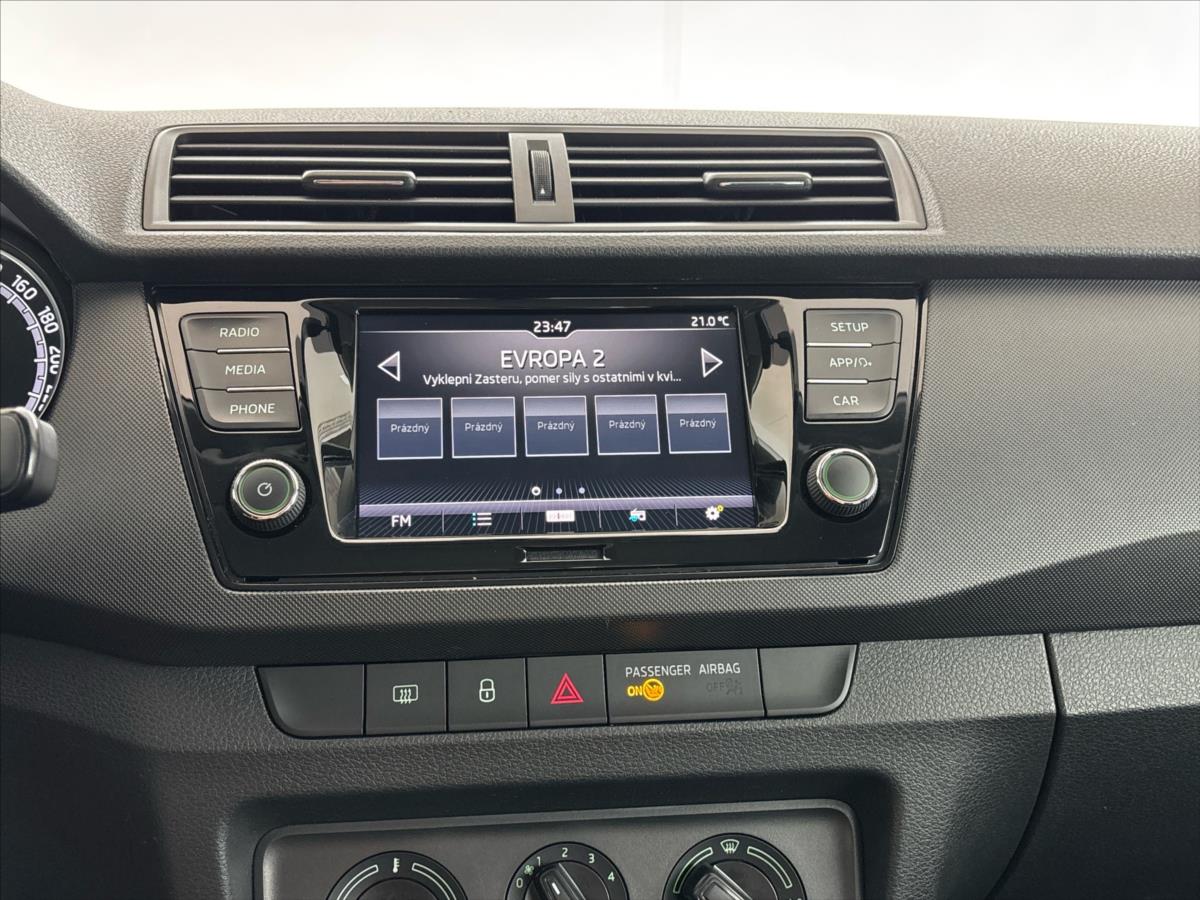 skoda-fabia-1-0-tsi-ambition-top - 6