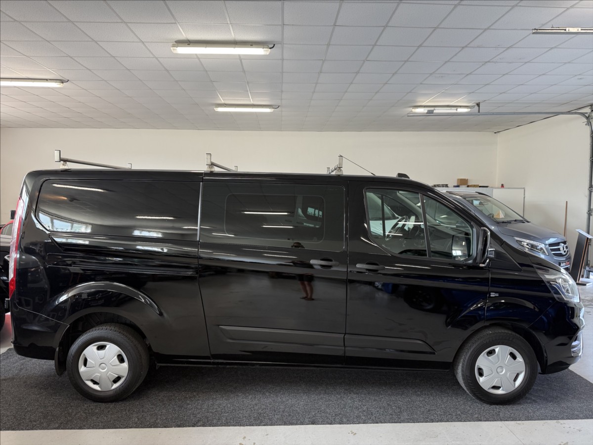ford-transit-custom-2-0-l2-96kw-6mist-1maj-po-servisu - 3