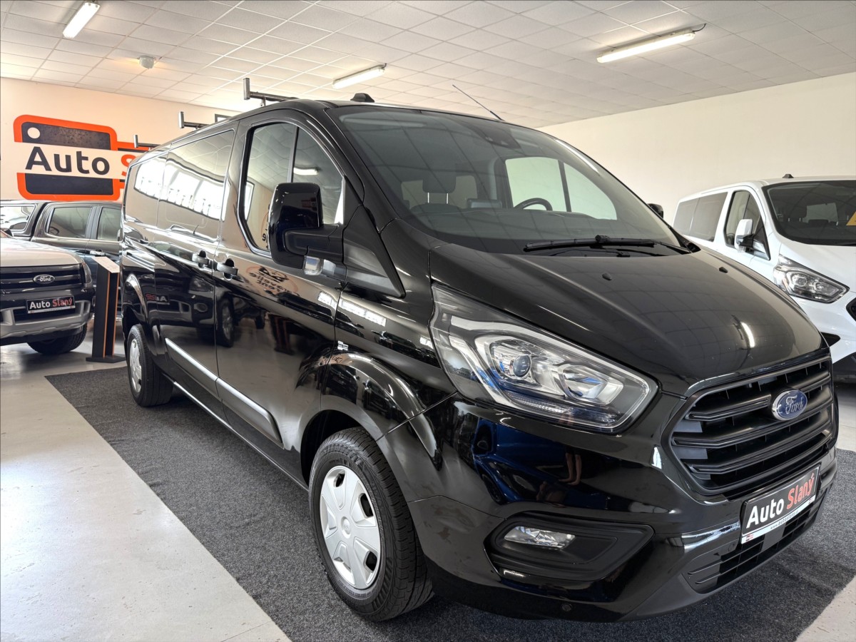 ford-transit-custom-2-0-l2-96kw-6mist-1maj-po-servisu - 1