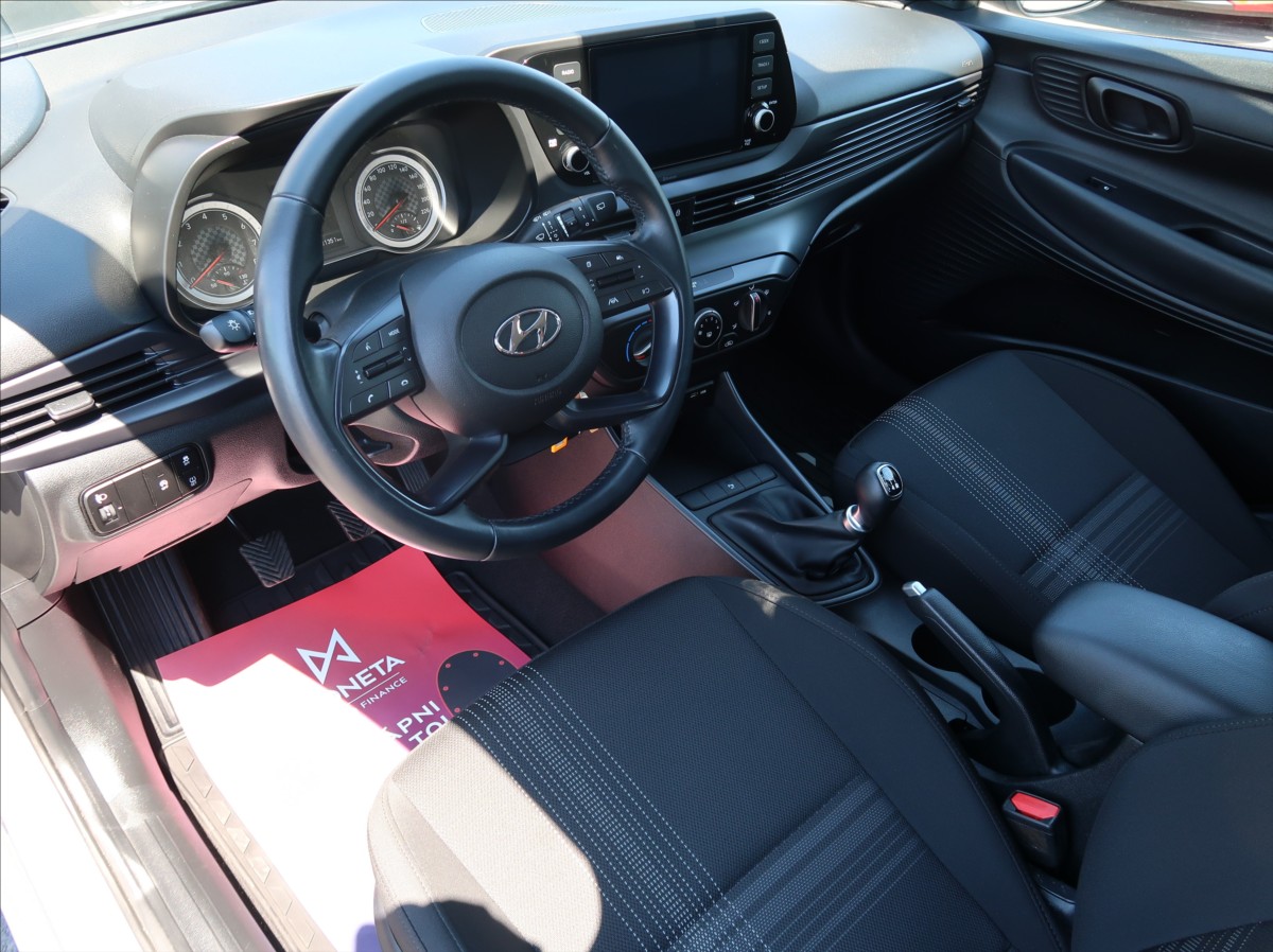 hyundai-i20-1-2-i-1majcr-tov-zaruka-klima - 8
