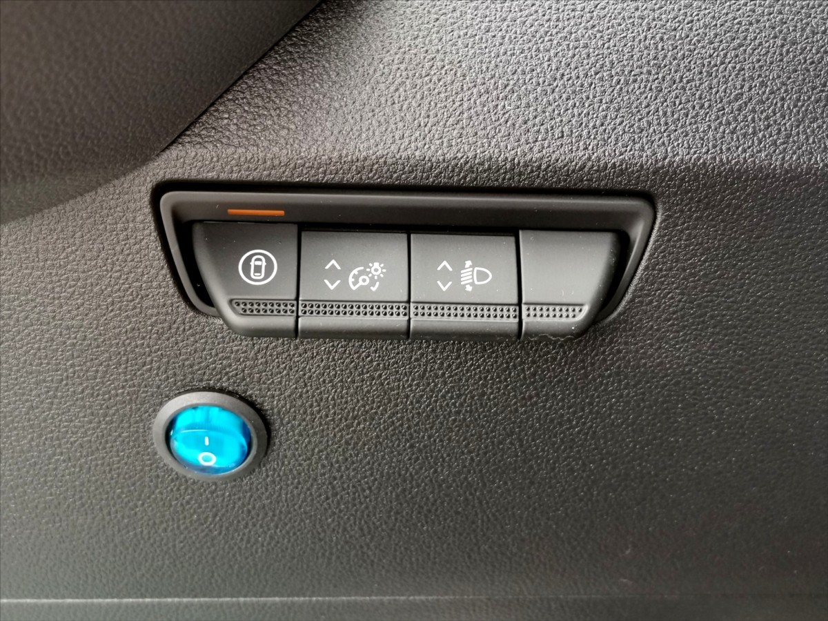 renault-master-150-skrin-9palet-h-celo-zaruka - 9