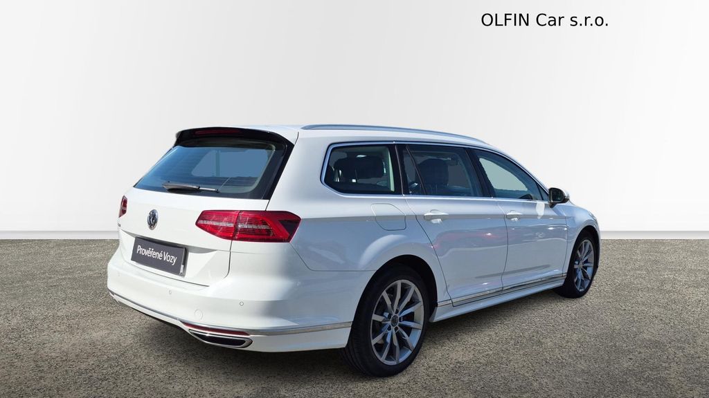 volkswagen-passat-2-0-tdi-110kw-r-line - 1