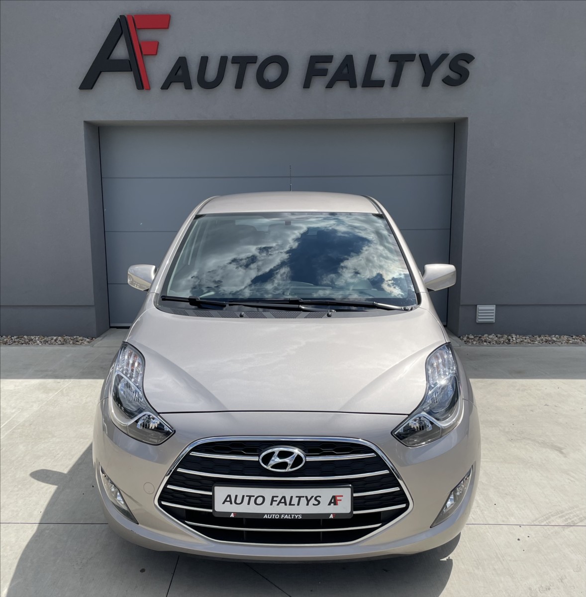 hyundai-ix20-1-6-i-91kw-cr-8tis-km-1-maj - 7