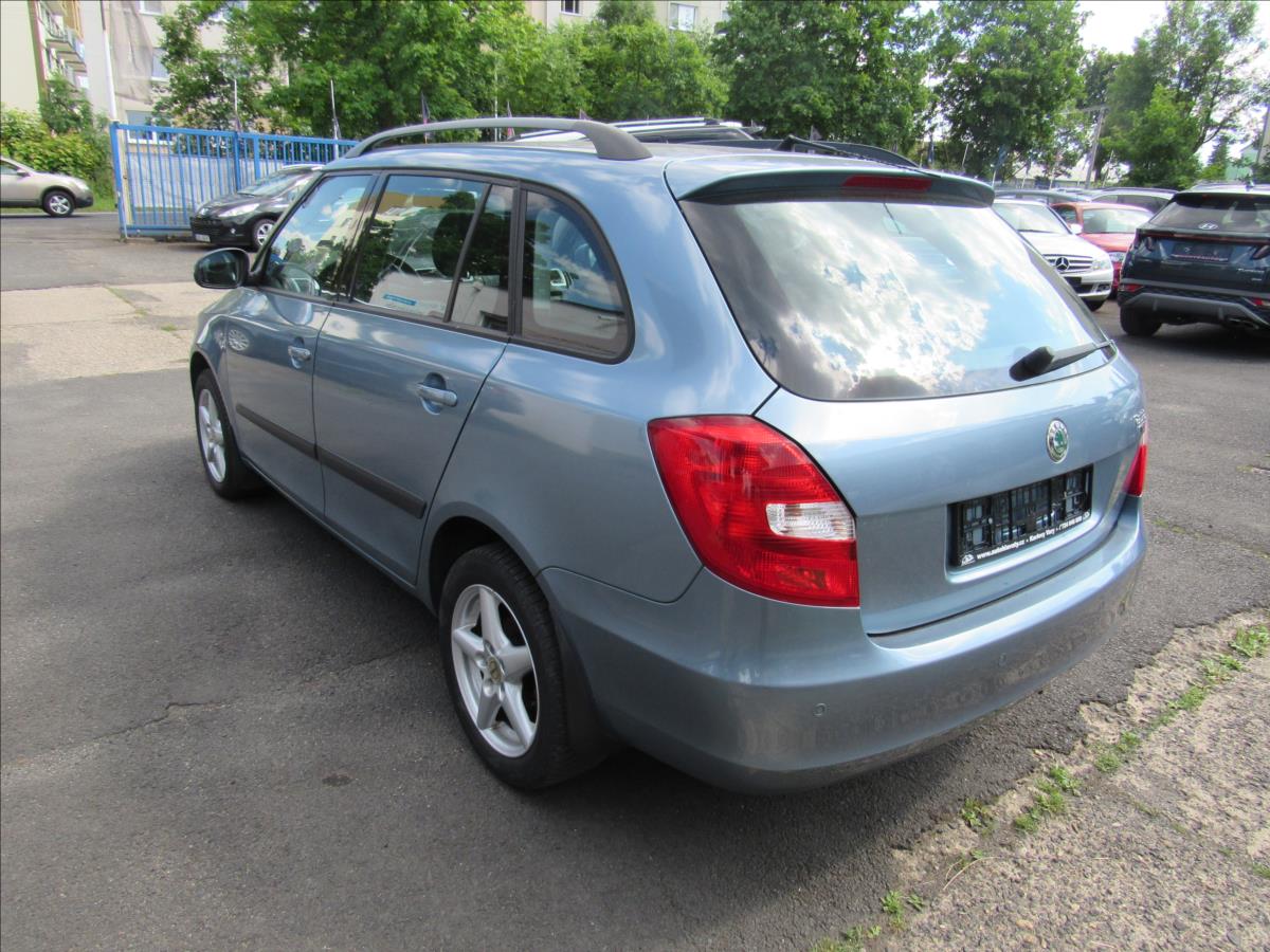 skoda-fabia-1-9-tdi-77kw-combi-sport - 3