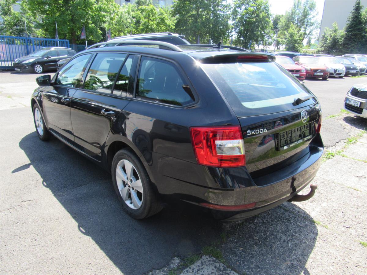 skoda-octavia-1-6-tdi-85kw-style - 3