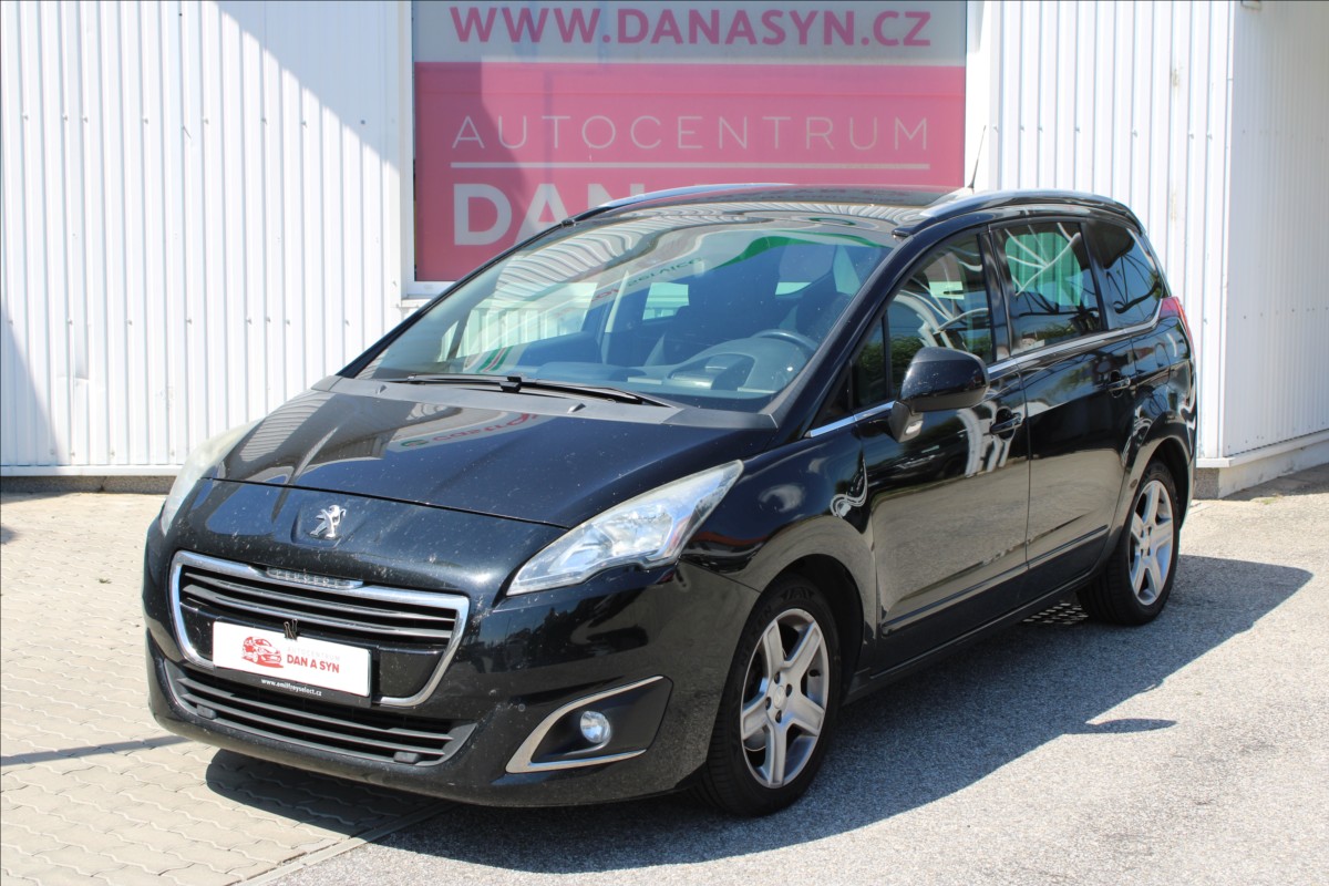 Peugeot 5008 2,0 HDI 120kW 7 míst