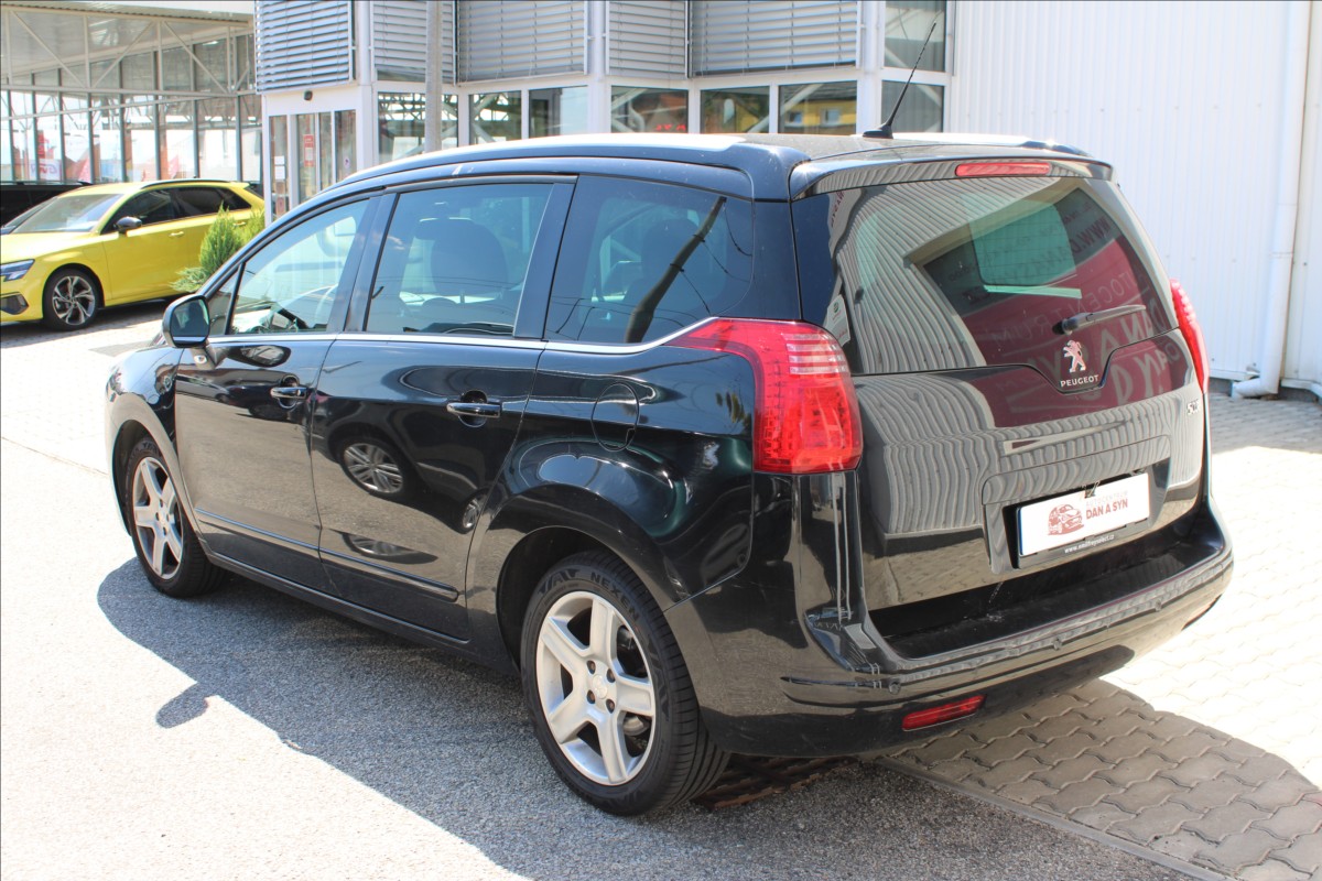 peugeot-5008-2-0-hdi-120kw-7-mist - 3