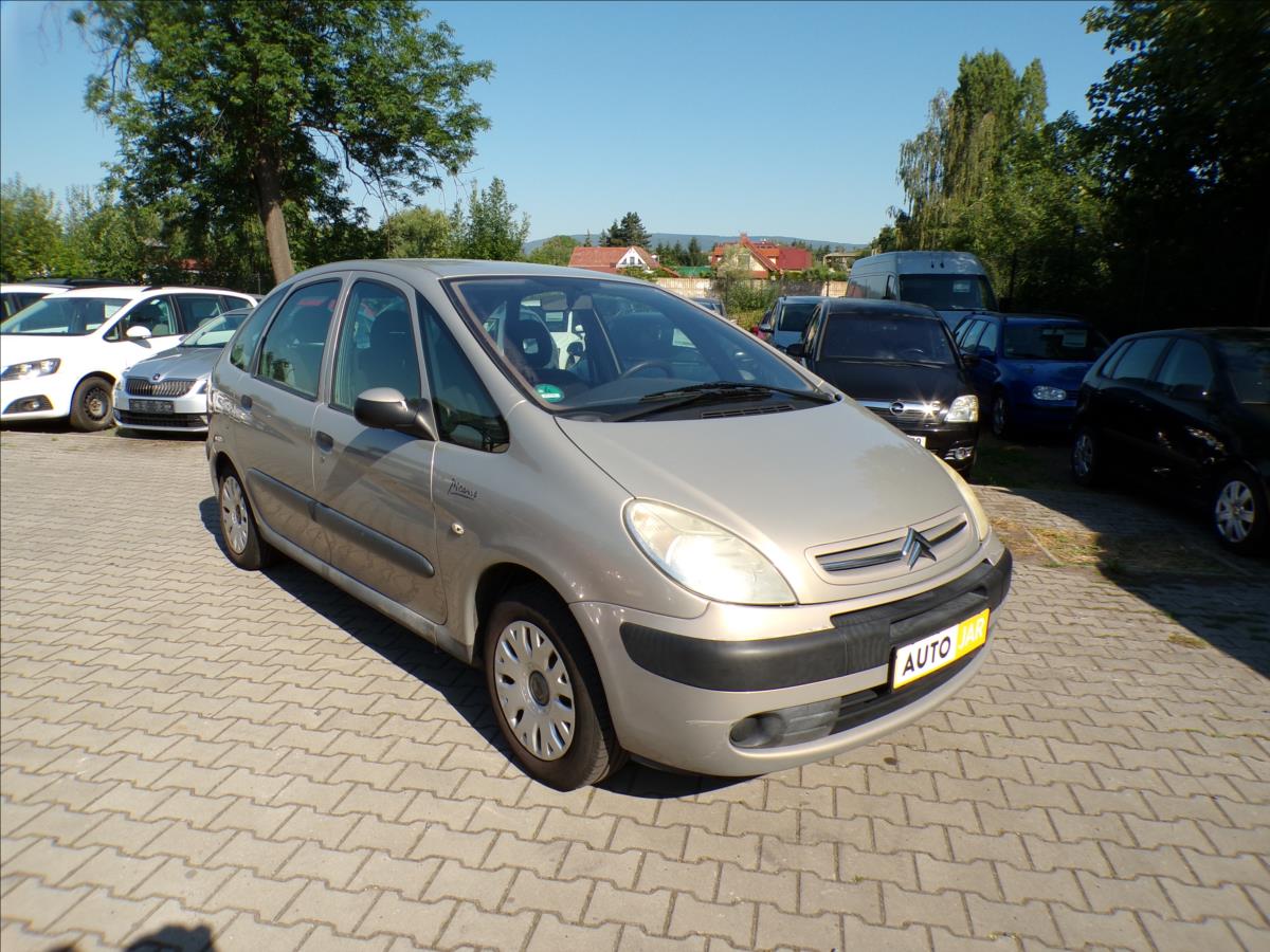 Citroën Xsara Picasso 1,8 16V  TAŽNÉ ZAŘÍZENÍ