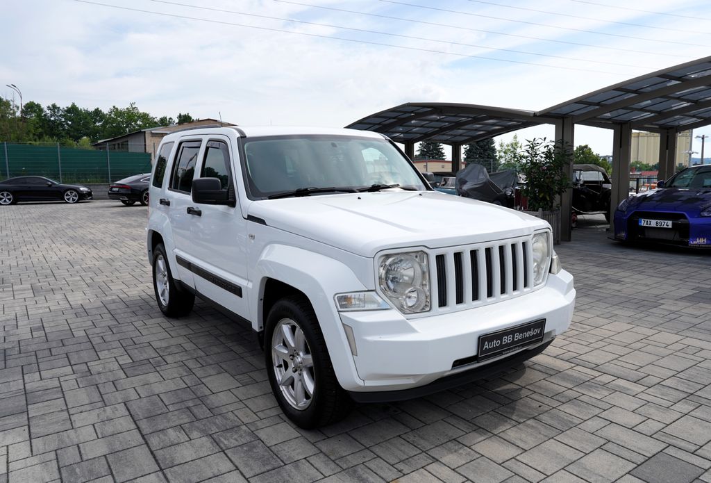jeep-cherokee-2-8-crd-l-automat-tazne-klima-200ps - 7