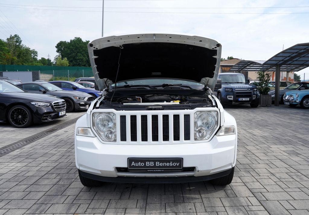 jeep-cherokee-2-8-crd-l-automat-tazne-klima-200ps - 8