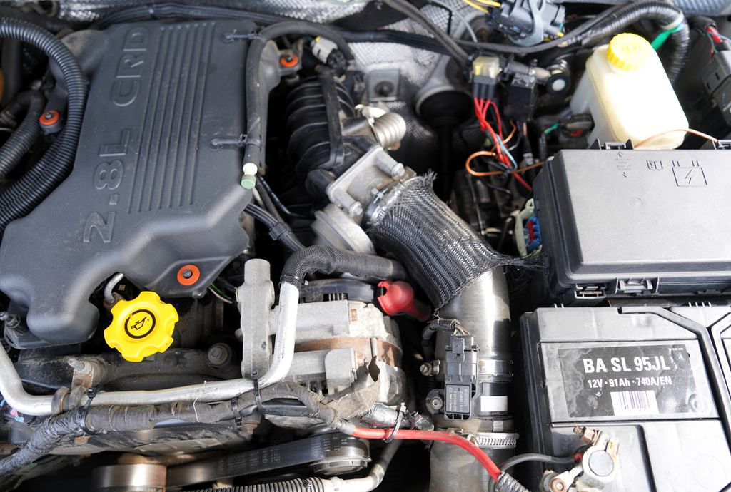 jeep-cherokee-2-8-crd-l-automat-tazne-klima-200ps - 9