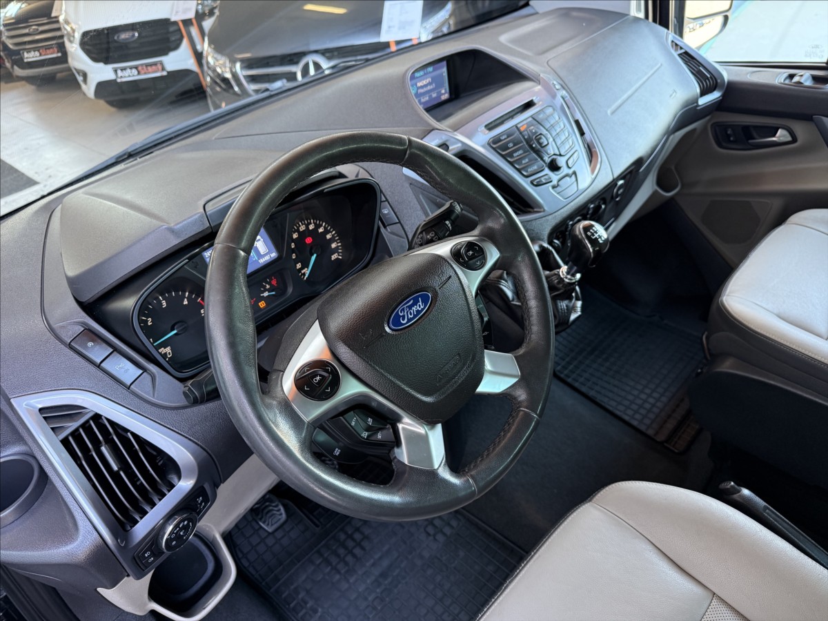 ford-tourneo-custom-2-2-titaniumx-114kw-po-servisu - 8