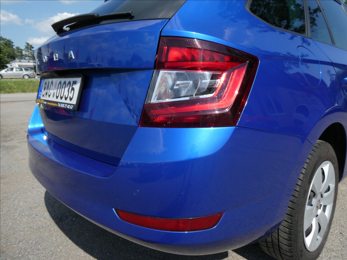 skoda-fabia-1-0-tsi-70kw-style-po-servise - 9
