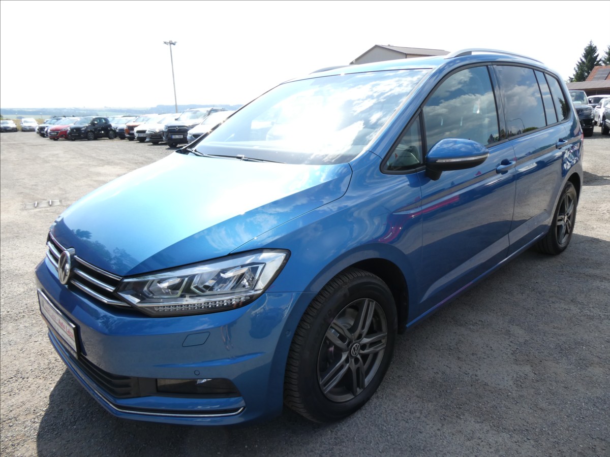 volkswagen-touran-1-4-tsi-110kw-dsg-led-serviska - 2