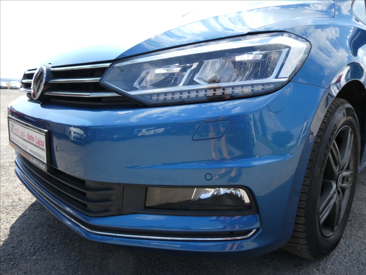 volkswagen-touran-1-4-tsi-110kw-dsg-led-serviska - 3