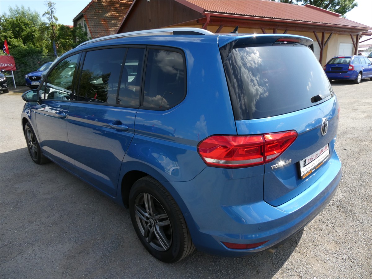 volkswagen-touran-1-4-tsi-110kw-dsg-led-serviska - 6