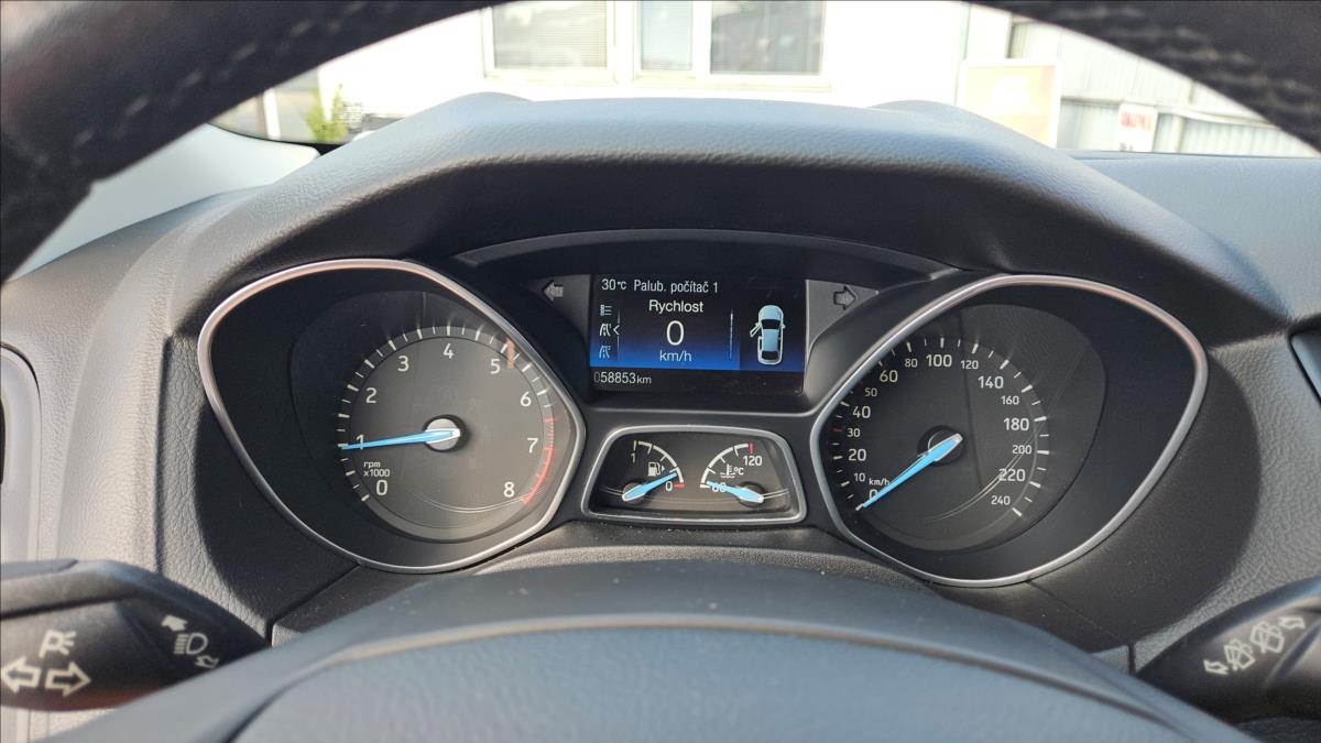 ford-focus-1-0-eco-boost-100k-trend - 7