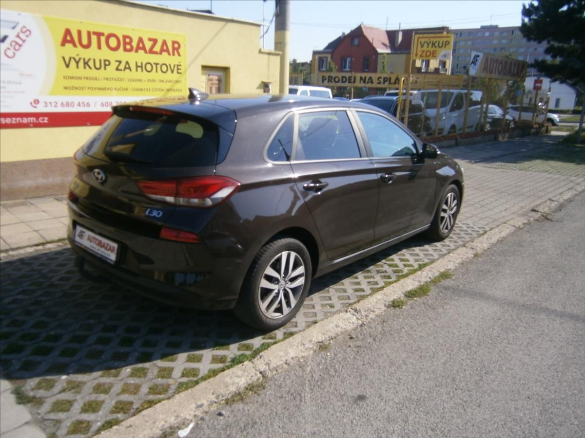 hyundai-i30-1-6-crdi - 5