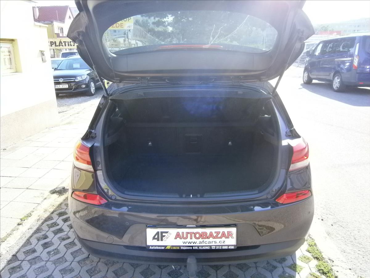 hyundai-i30-1-6-crdi - 6