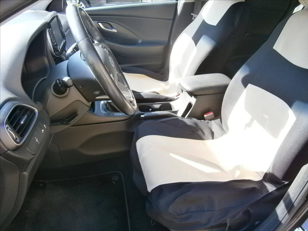 hyundai-i30-1-6-crdi - 7