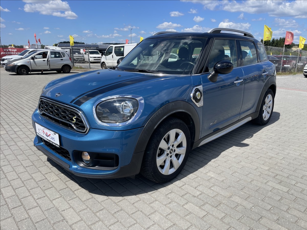 Mini Countryman 1,5 SE ALL4 AUT. PLUG-IN 165kw GPS DPH