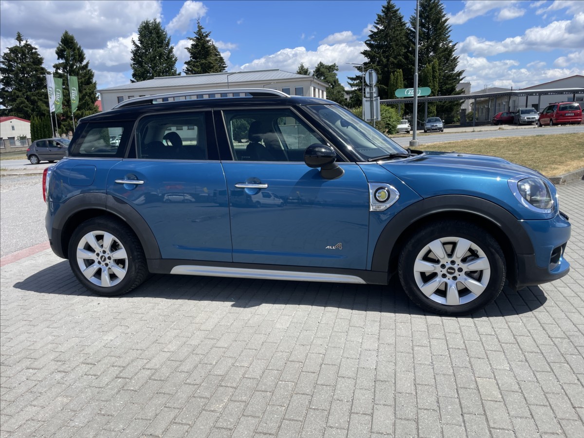 mini-countryman-1-5-se-all4-aut-plug-in-165kw-gps-dph - 4