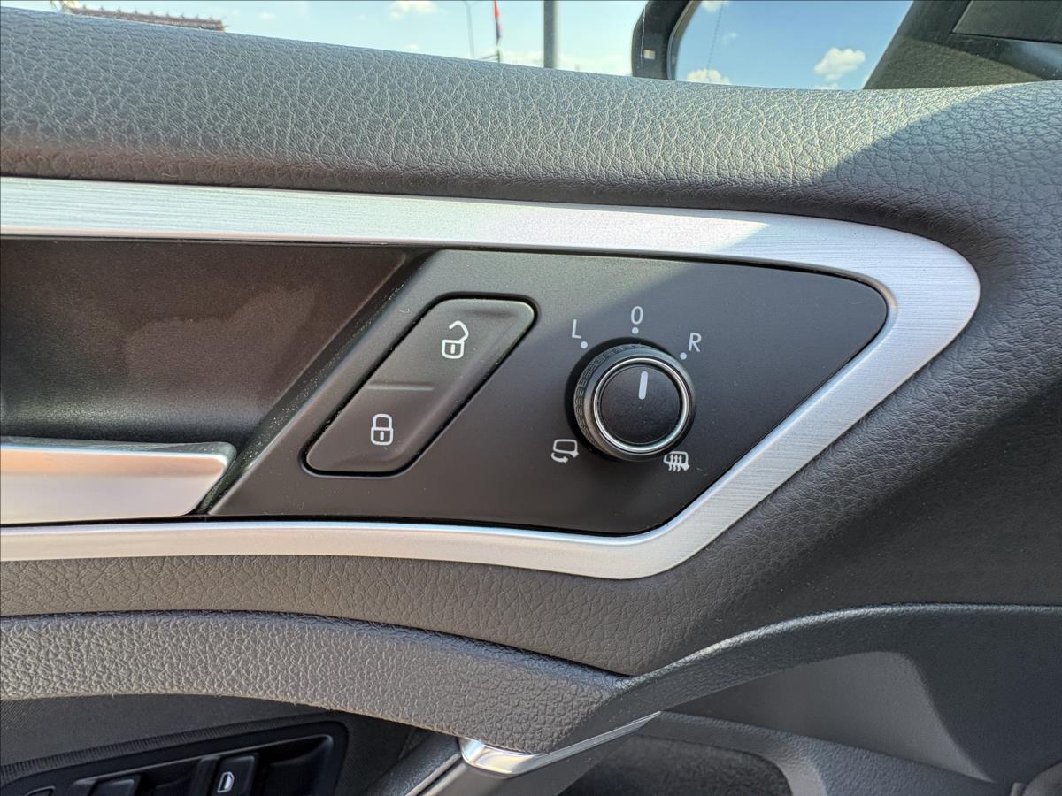 volkswagen-golf-2-0-tdi-110kw-cup-navi-kamera - 4