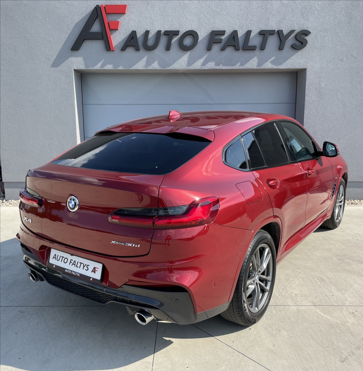 bmw-x4-xdrive30d-mpaket-cr-1-maj - 2