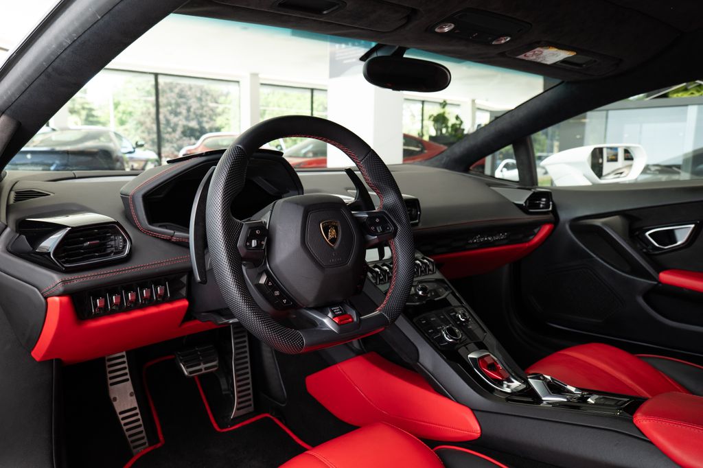 lamborghini-huracan-lp-610-4 - 4
