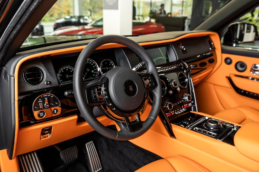 rolls-royce-cullinan-black-badge - 4