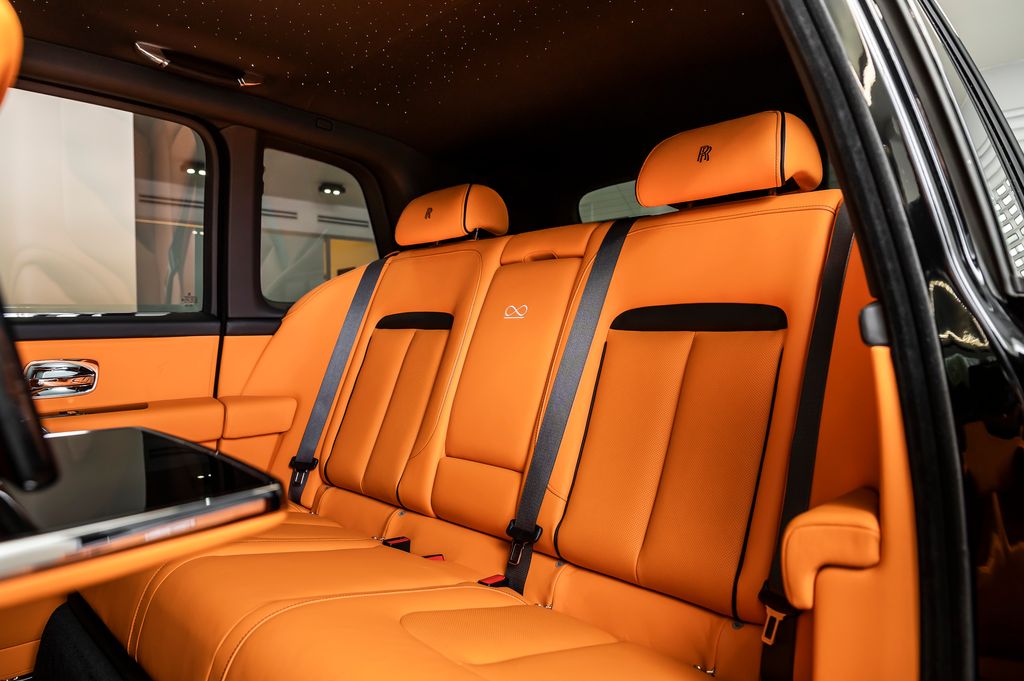 rolls-royce-cullinan-black-badge - 7