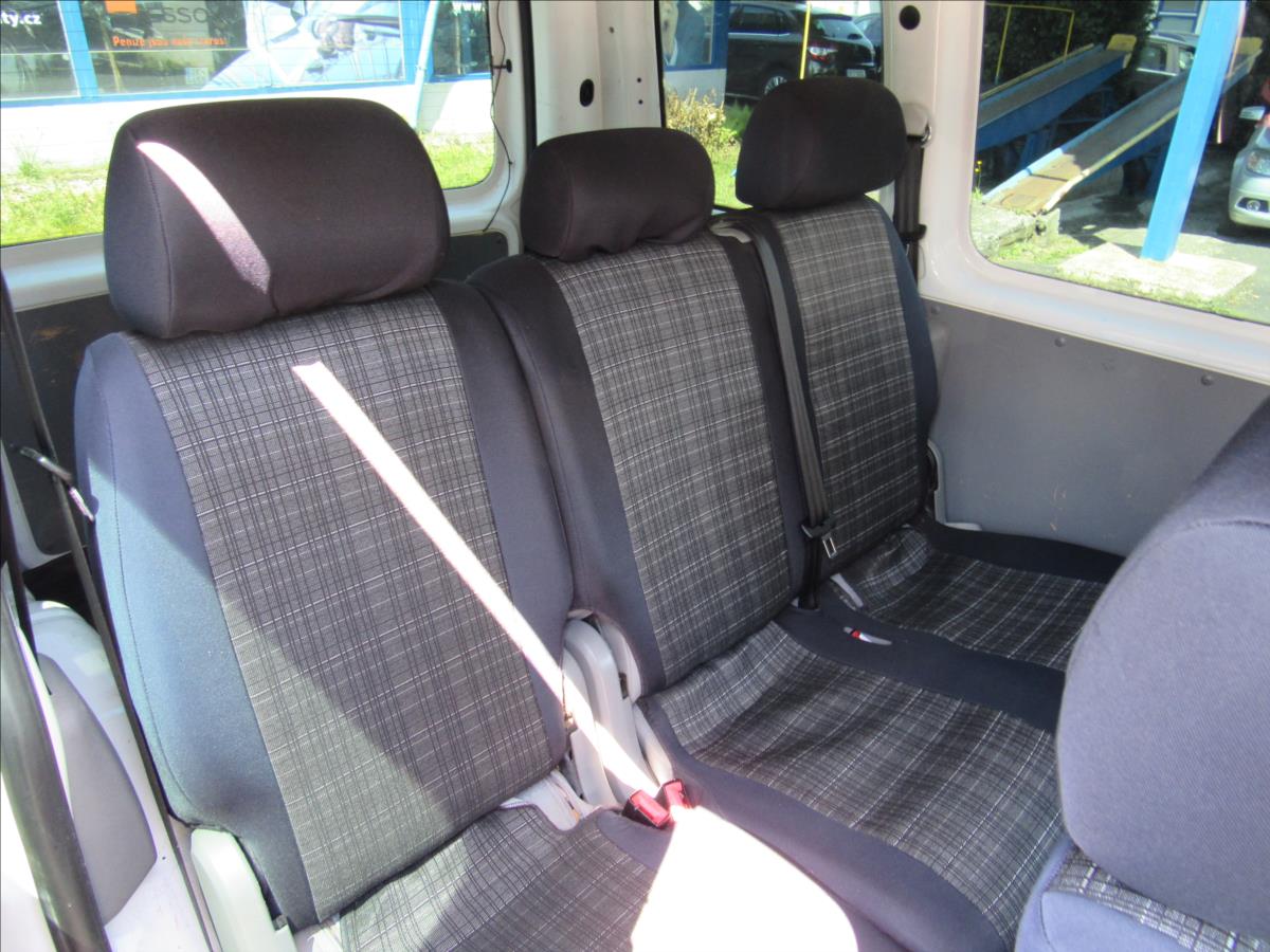 volkswagen-caddy-1-9-tdi-77kw-5-mist - 9
