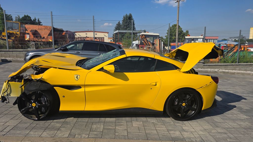 ferrari-portofino - 2