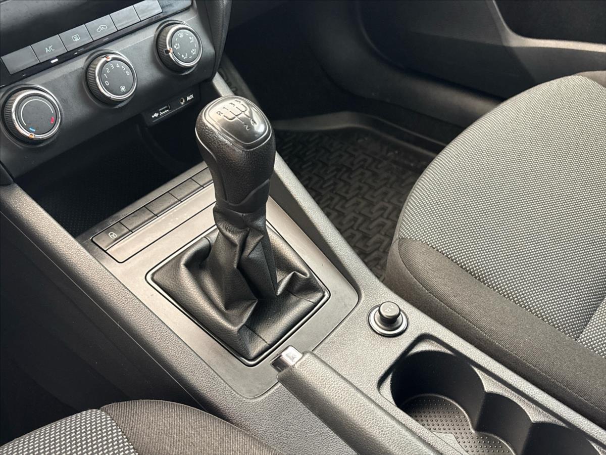 skoda-octavia-1-2-tsi-activ-plus - 9
