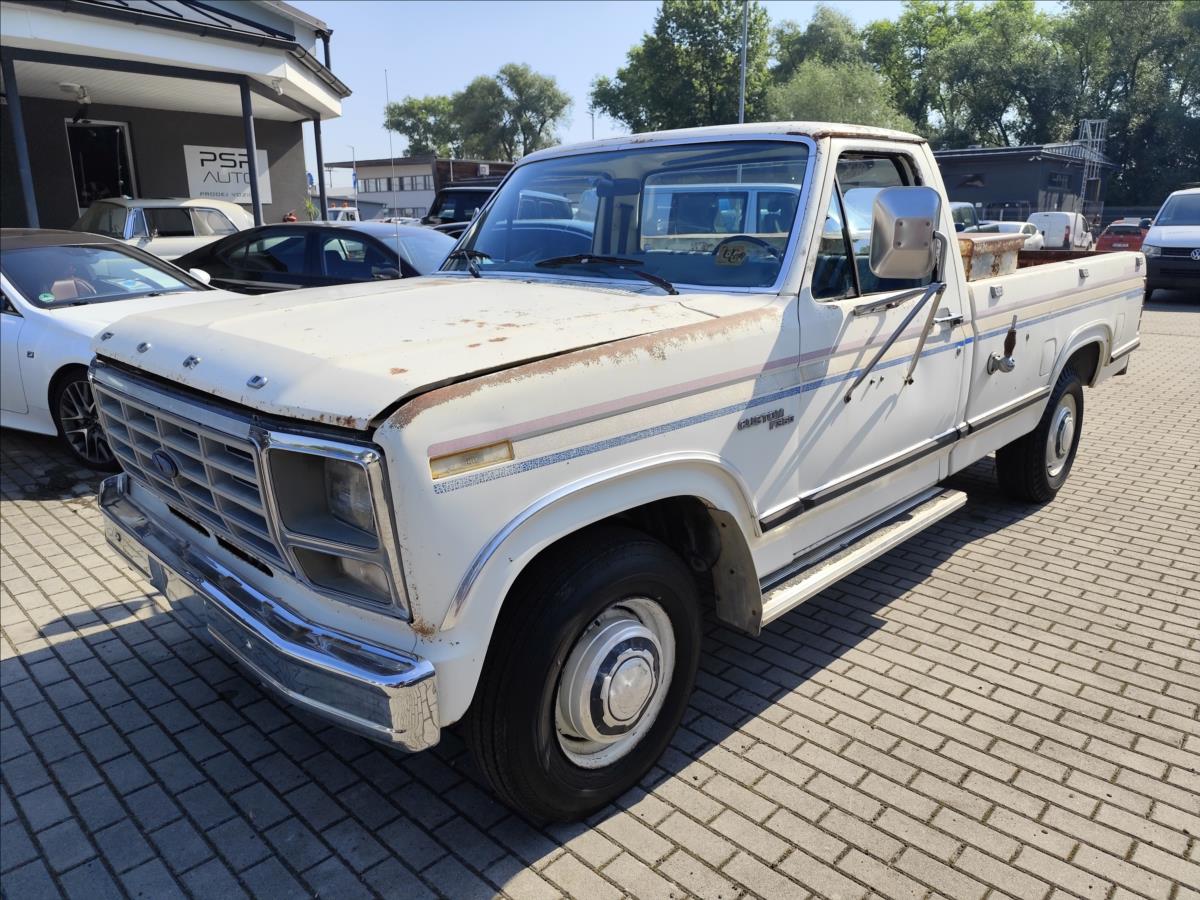 Ford F350 CUSTOM 6.6L V8 1980 2WD PATINA