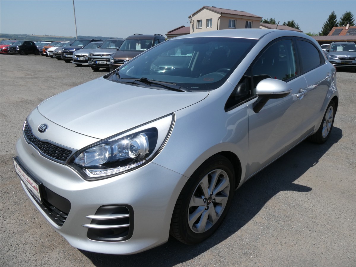kia-rio-1-2-i-62kw-serviska-navi - 2