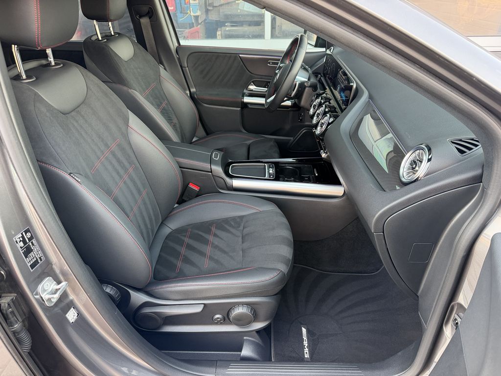 mercedes-benz-tridy-b-b-200d-amg-advanced - 9