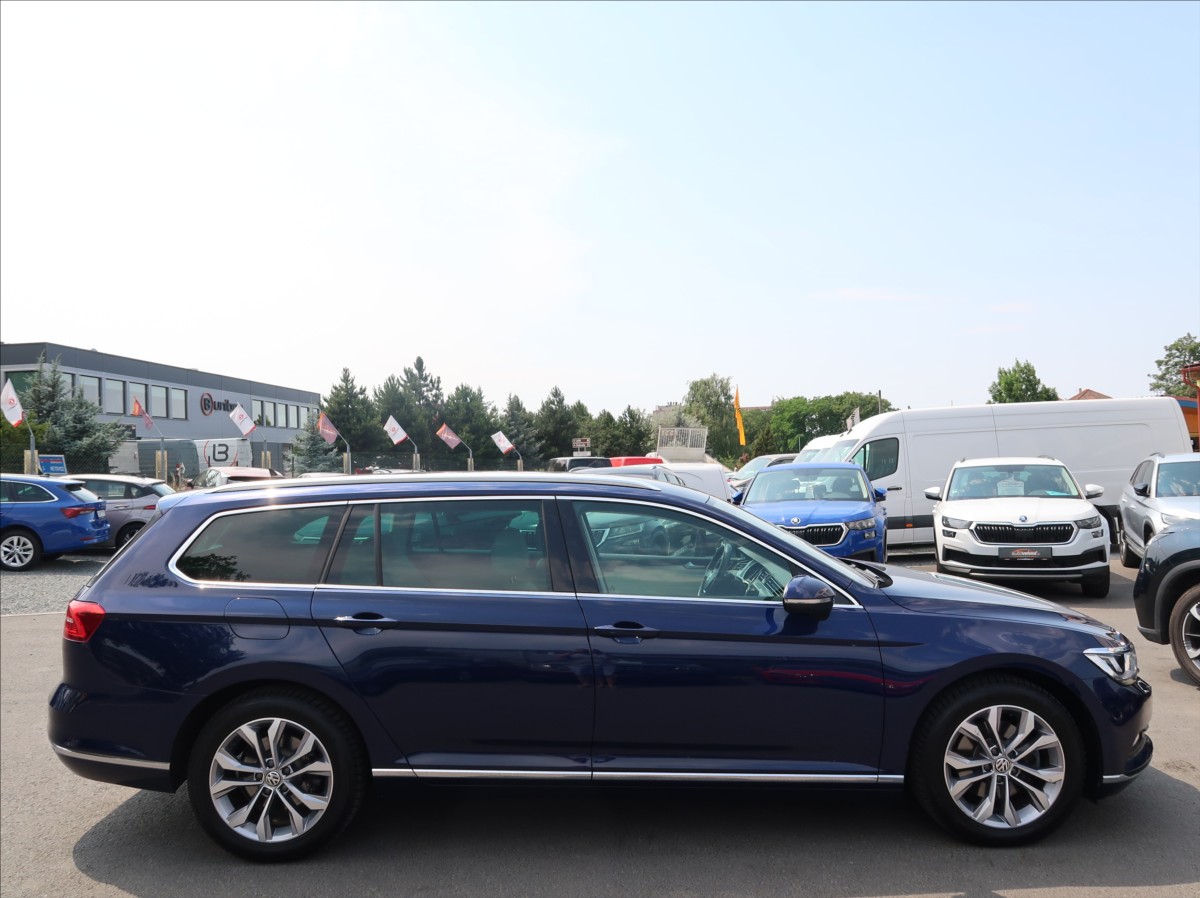 volkswagen-passat-2-0-tdi-110kw-1majcr-highline - 4