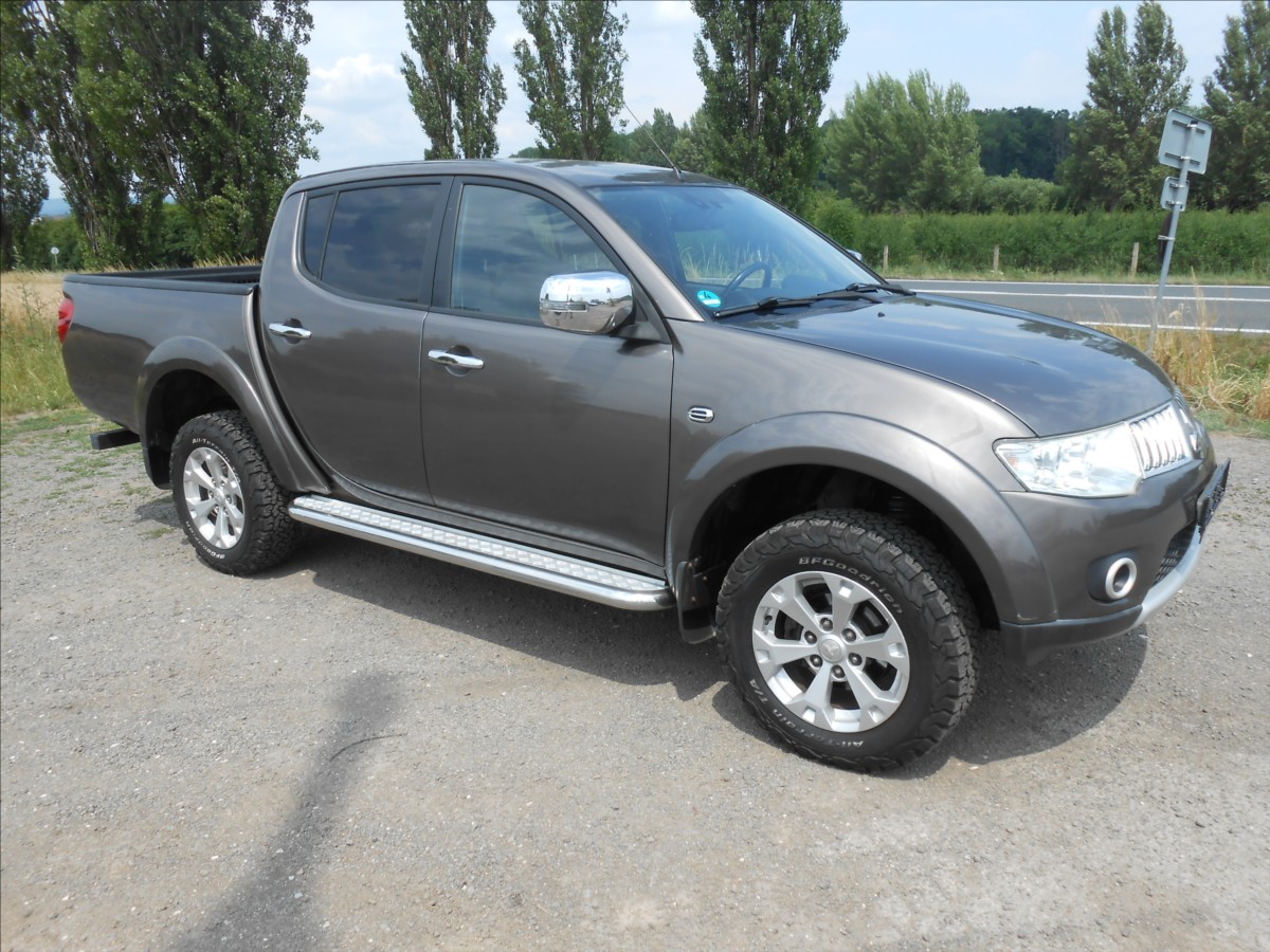mitsubishi-l200-2-5-di-d-131-kw-serviska - 5