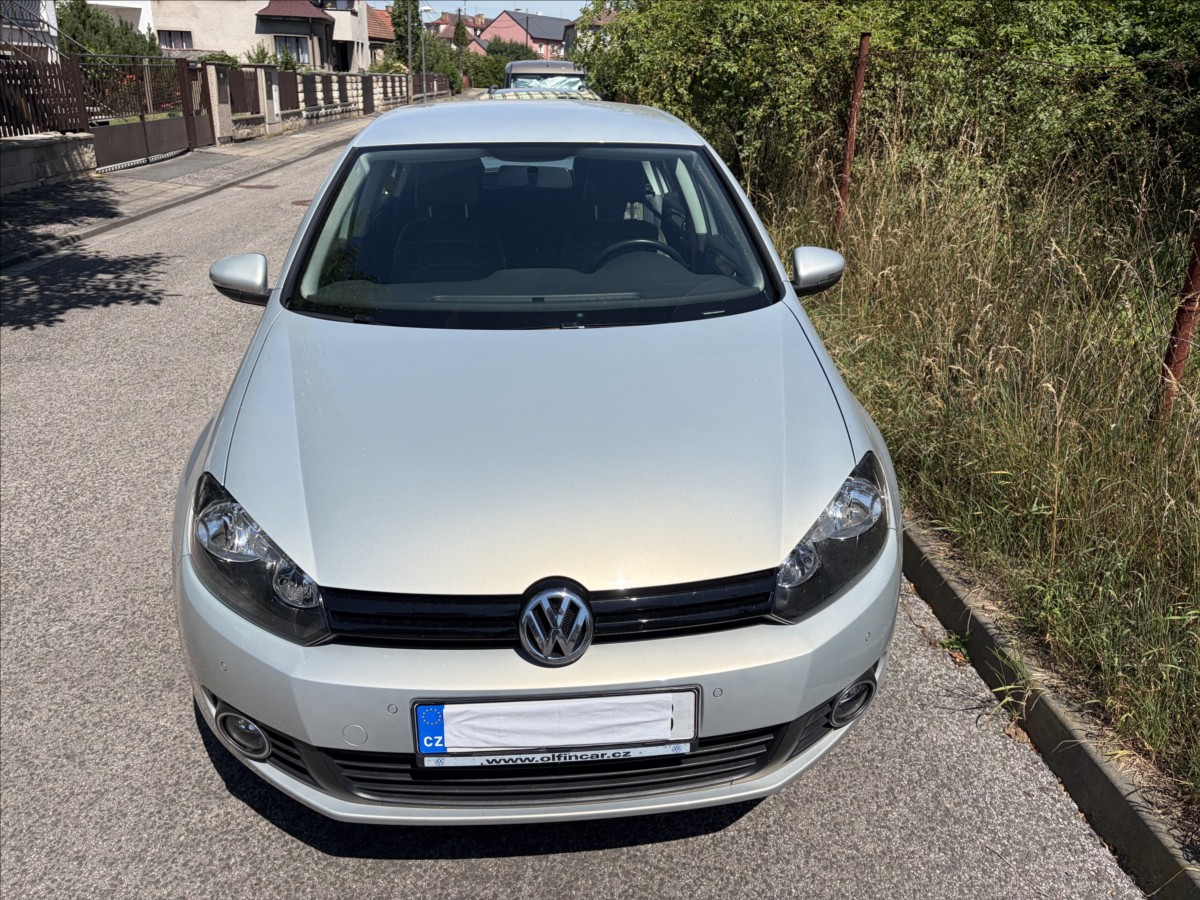 volkswagen-golf-1-2-golf-1-2-tsi-1-maj-cz-serviska-nehav - 1