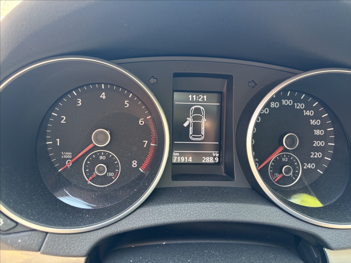 volkswagen-golf-1-2-golf-1-2-tsi-1-maj-cz-serviska-nehav - 7