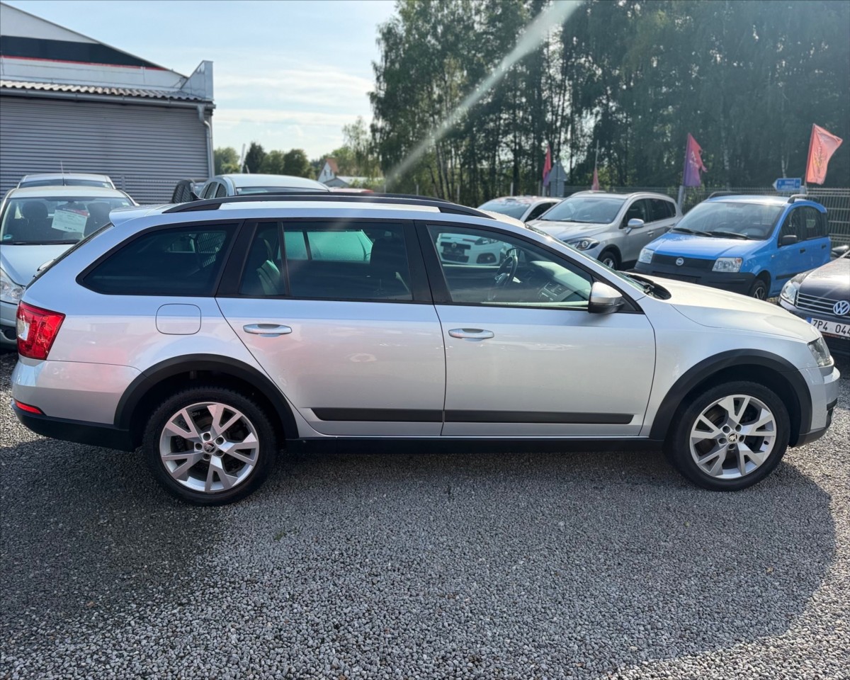 skoda-octavia-2-0-tdi-scout-4x4 - 6