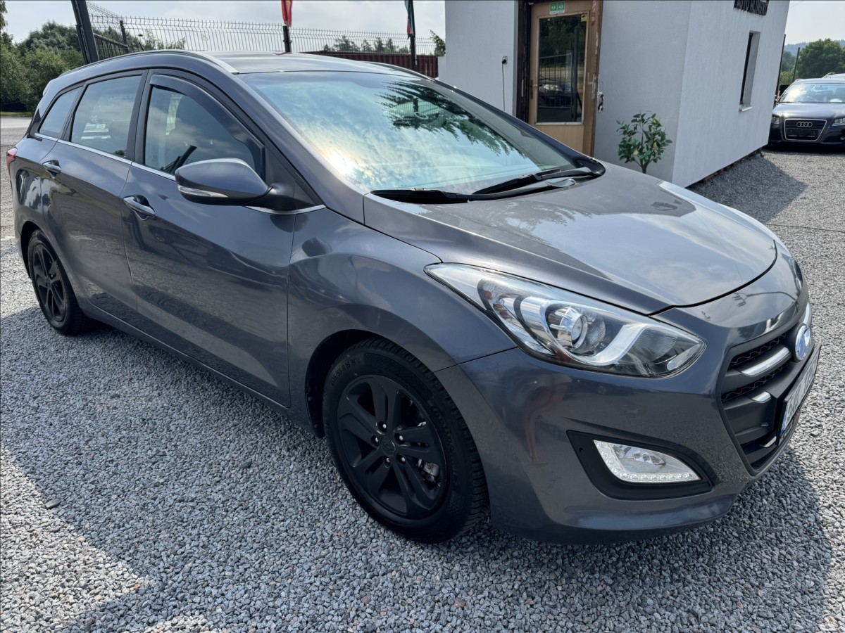 hyundai-i30-1-6-i-88kw-lpg-2035-vyhrev - 8