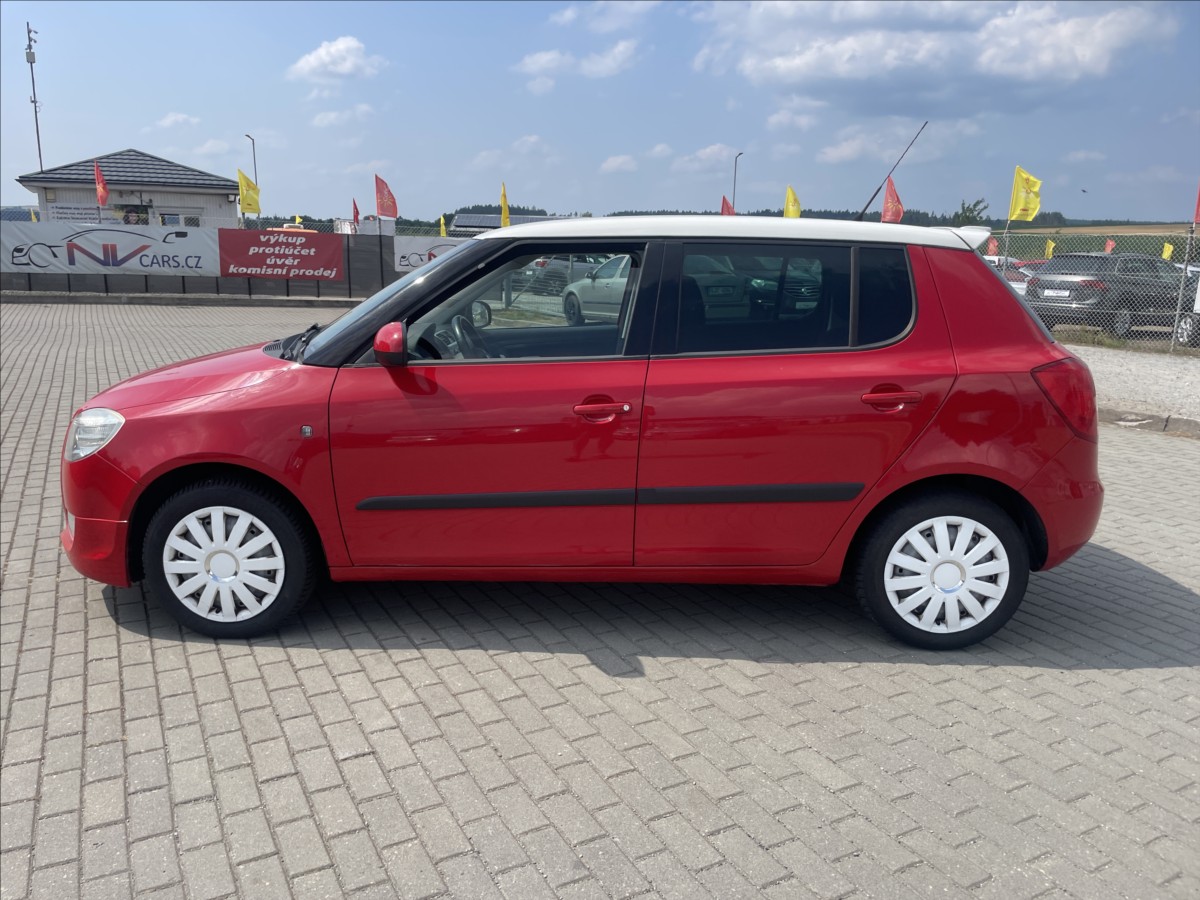 skoda-fabia-1-6-i-77kw-sportline-klimatronic-esp-tempomat - 1