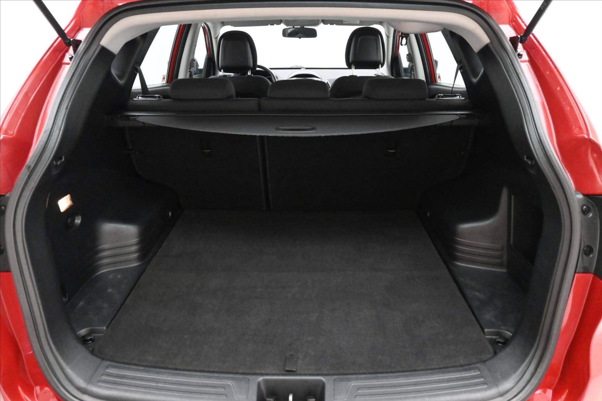 hyundai-ix35-1-7-crdi-85-kw - 9