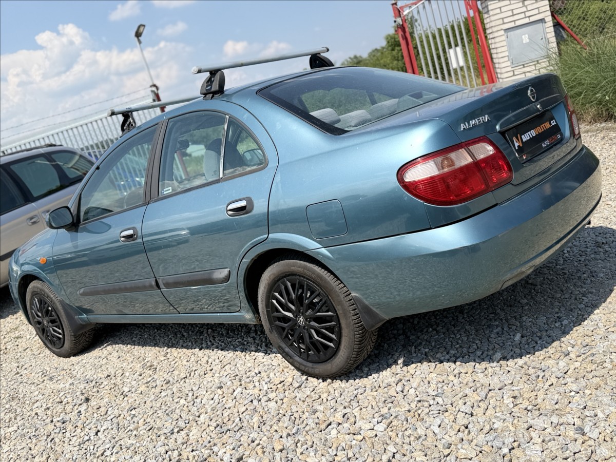 nissan-almera-1-8-i - 6