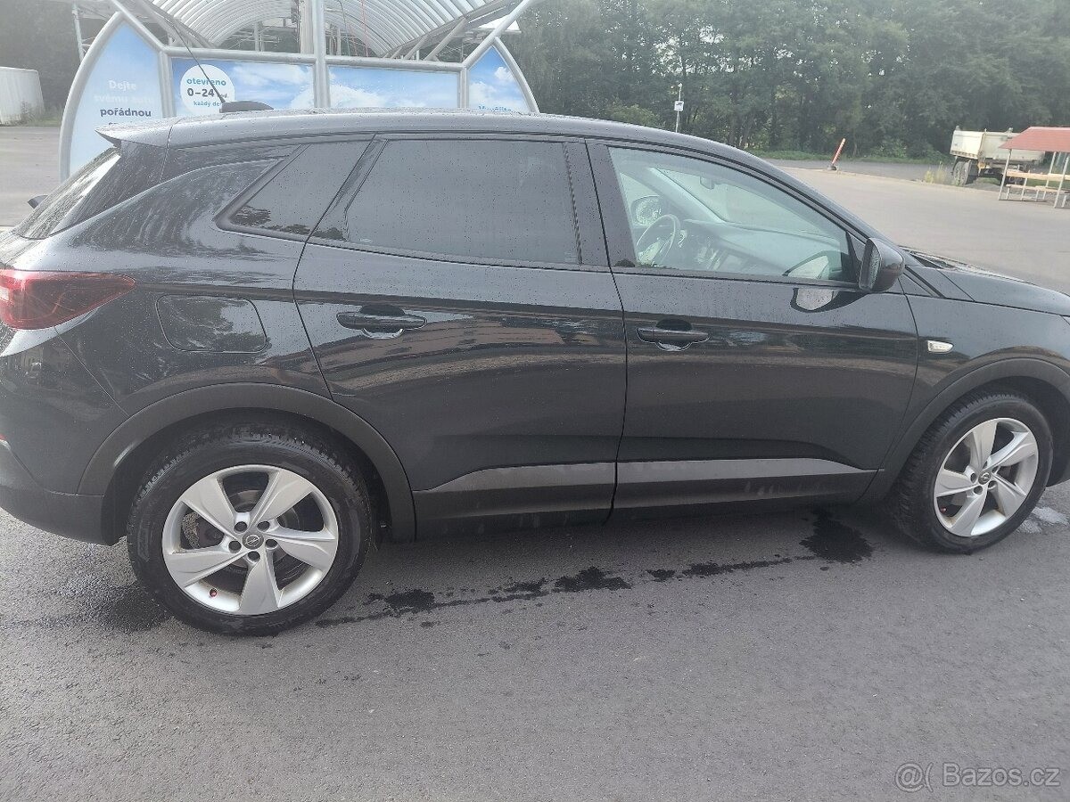 opel-grandland-1-2-x-benzin-96kw - 2